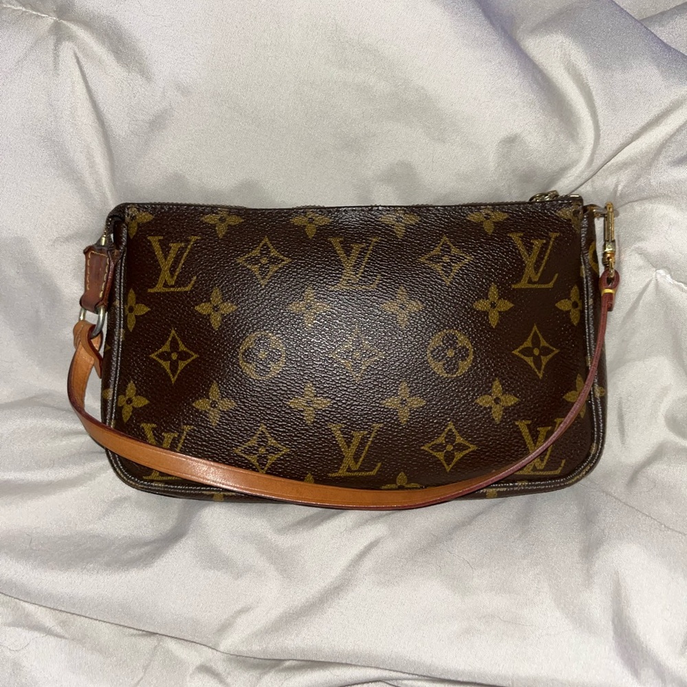 Vintage Louis Vuitton Monogram Pochette accessories